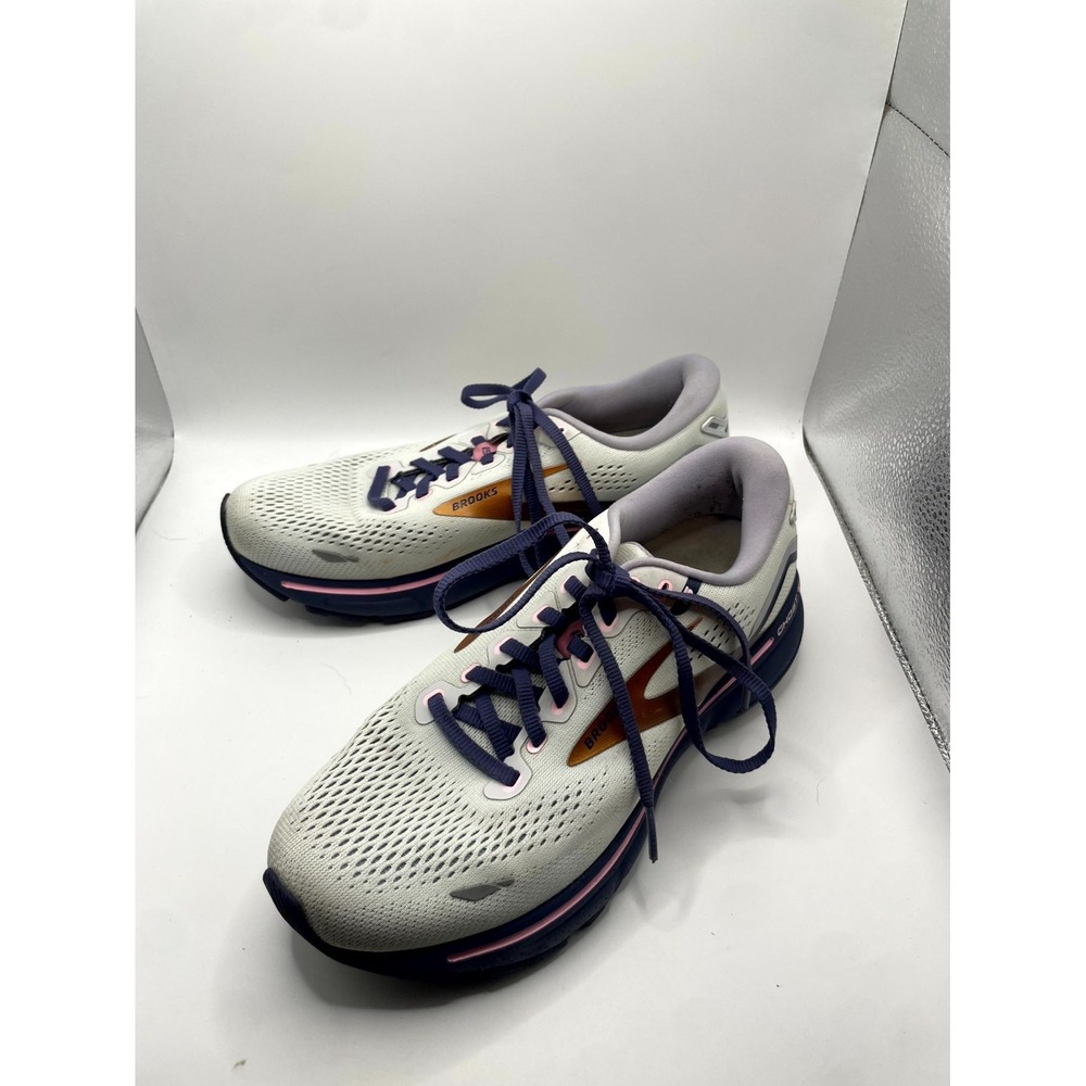 Brooks Ghost 15 1203801B492 Womens US 8 B Sneakers White Lace Up Running Shoes